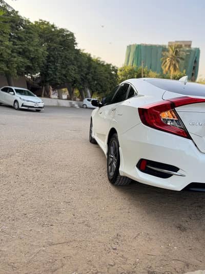 Honda Civic Oriel 2021