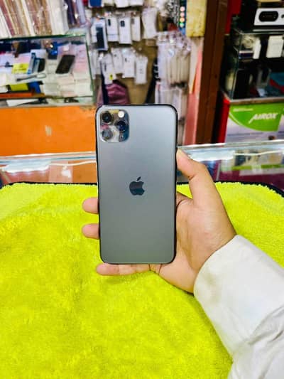 iPhone 11 Pro Max – 64GB (Non PTA JV) - 93% Battery health