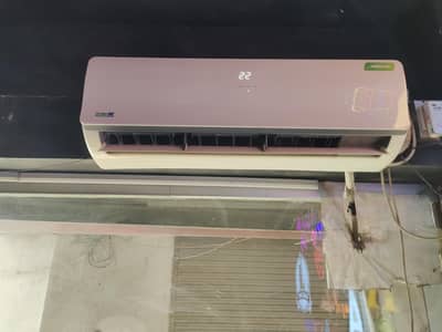 Green Air Ac invertor 1.5 toon