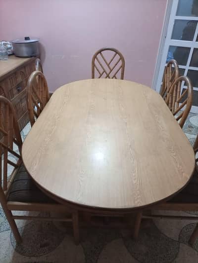8 seater Good condition pure Oak Dining Table For sale