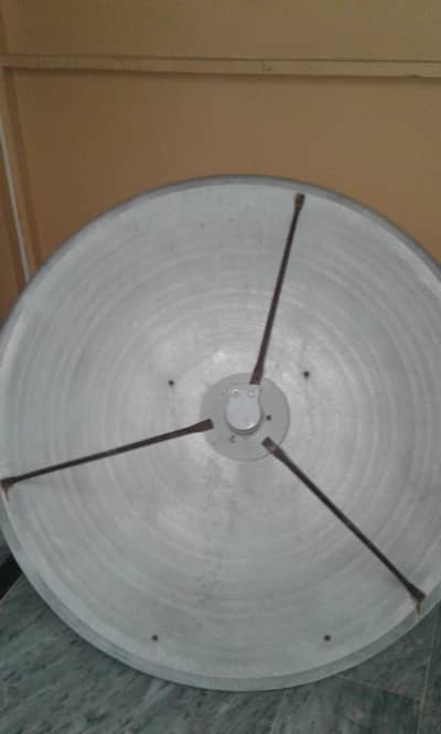 Satellite dish antenna 4ft