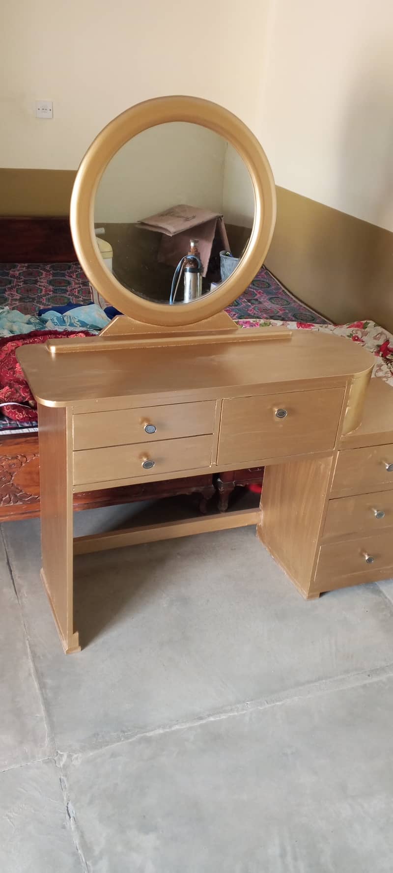 Dressing Table 2