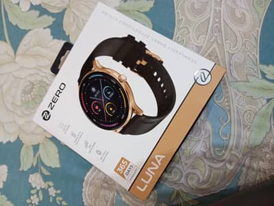 Luna smartwatch watch