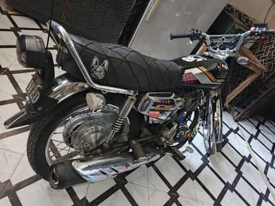 Honda 125 se