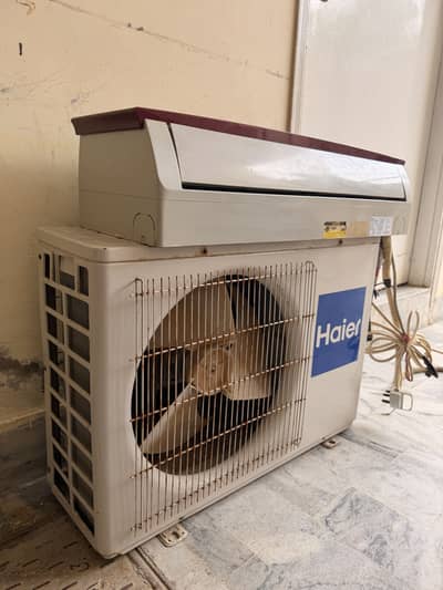 Haier AC Split 1 ton