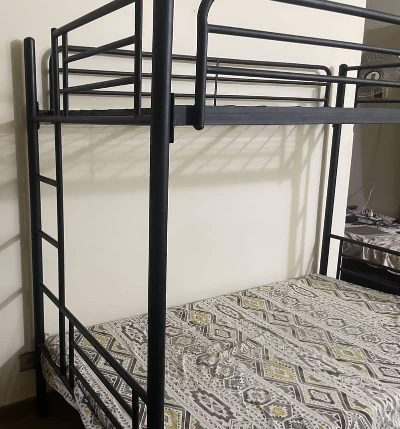 Solid Bunk Bed 2