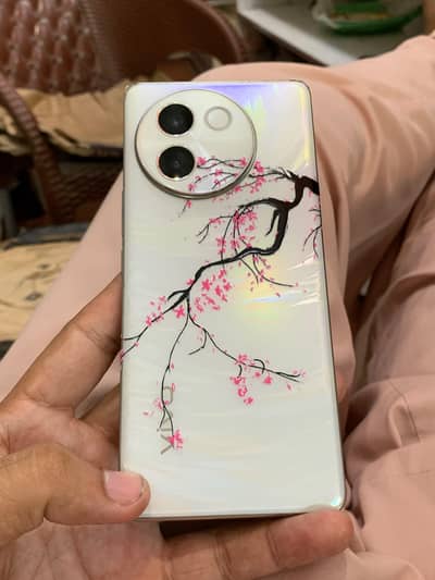 Vivo V30