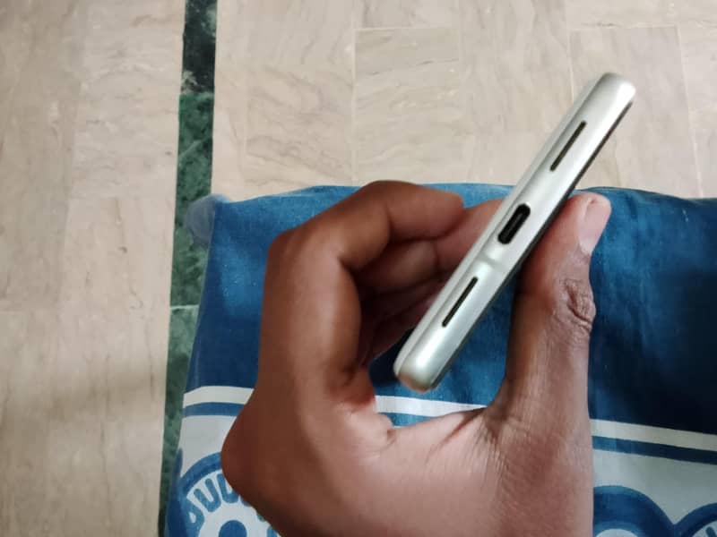 Google Pixel 7 3