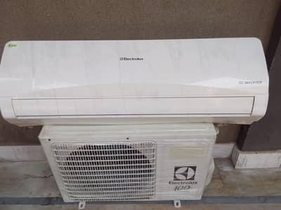 1.5 ton Ac Dc inverter Electrolux 1 Year warranty All okay