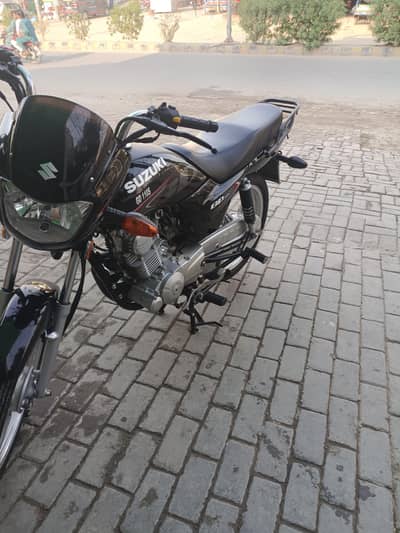 SUZUKI 110s good condition