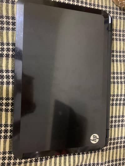 Hp laptop 6 gernation touchscreen and tablet mode ok battery1hourseda