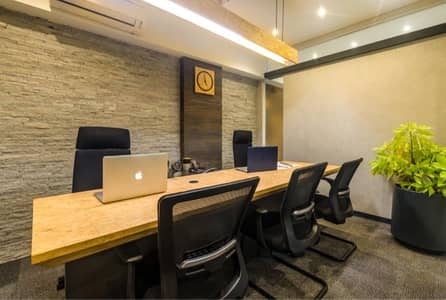 neend personal who handel social media accounts