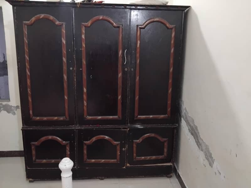 wardrobe 5