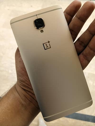 One Plus 3T