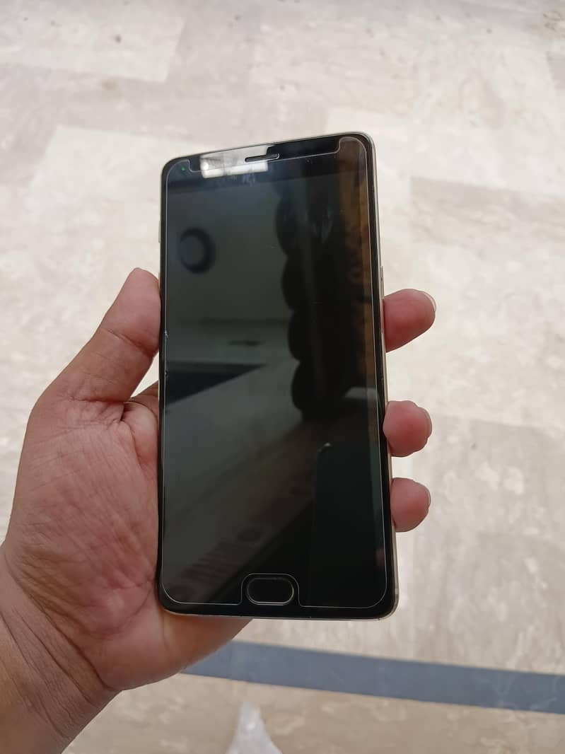One Plus 3T 1