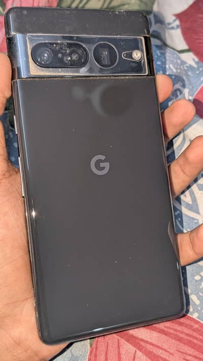 Google Pixel 7 Pro in reasonable price with box and charger