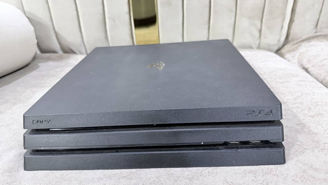 PS4 Pro 2