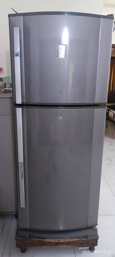 Dawlance 17 cubic feet home used fridge