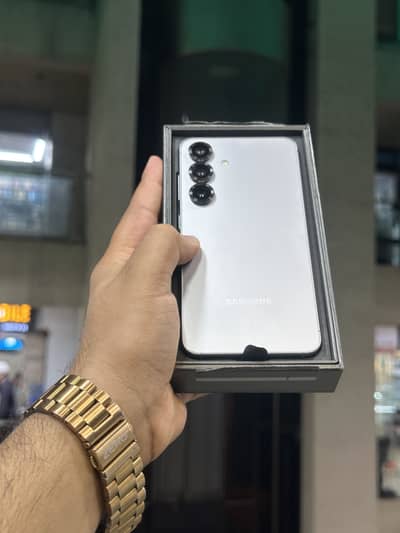 Samsung Mobile S25 12 128GB NON active