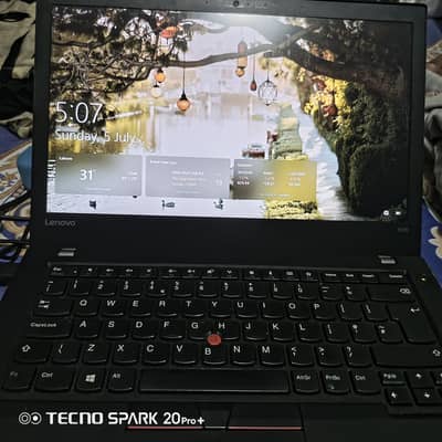 Lenovo Thinkpad T470 Corei5 6Th Generation 8GB 256GB SSD Samsung