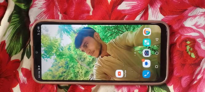 Infinix Hot 8