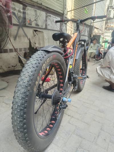profox fight heavy duty bicycle and fat tyres