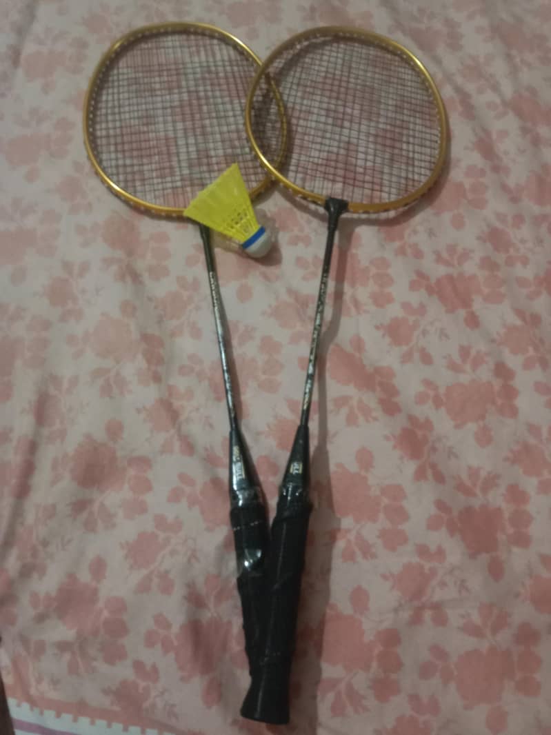 Racket shuttle 1