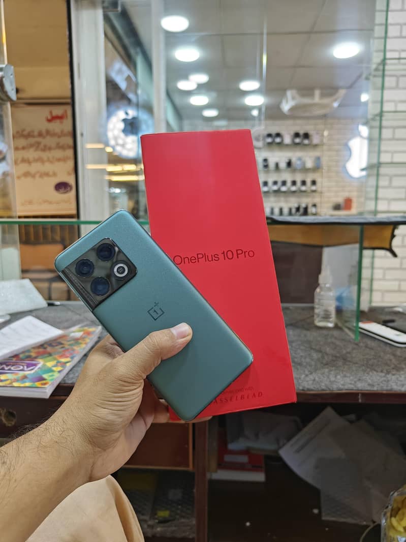 One Plus 10 Pro 0