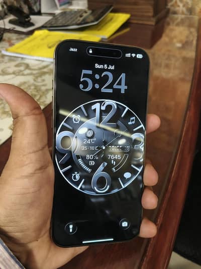 Apple iPhone 16 Pro Max