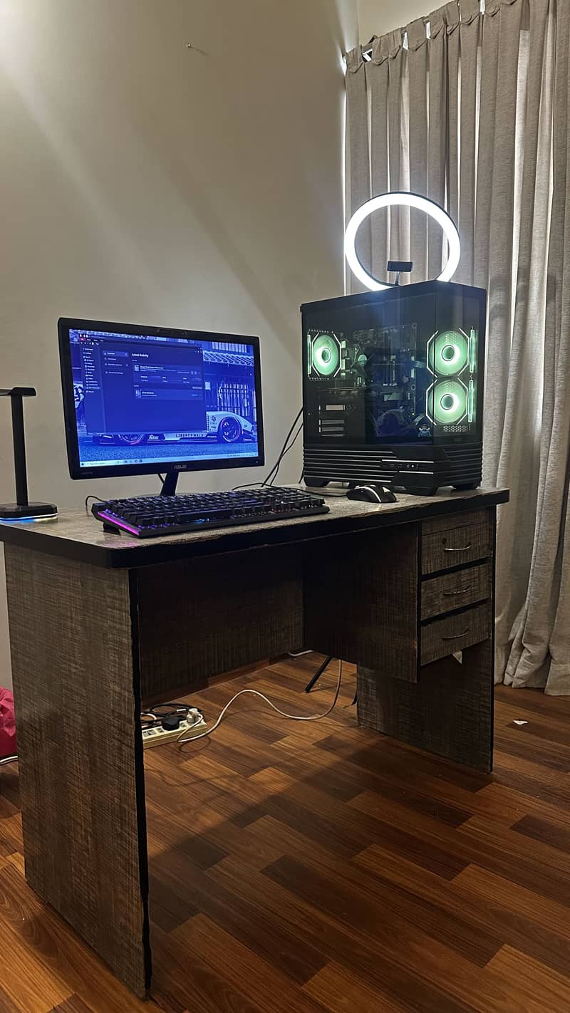 Computer desk 1