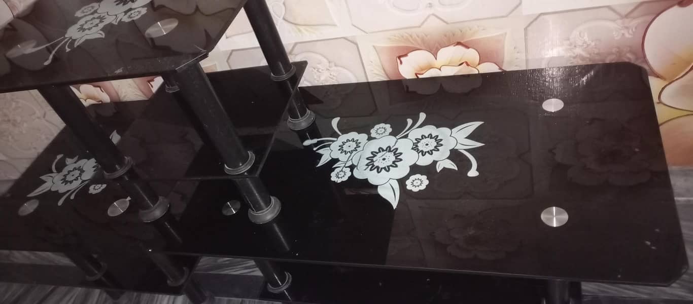 TAble set 7
