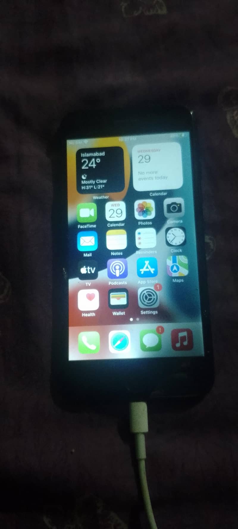 Apple iPhone 7 3