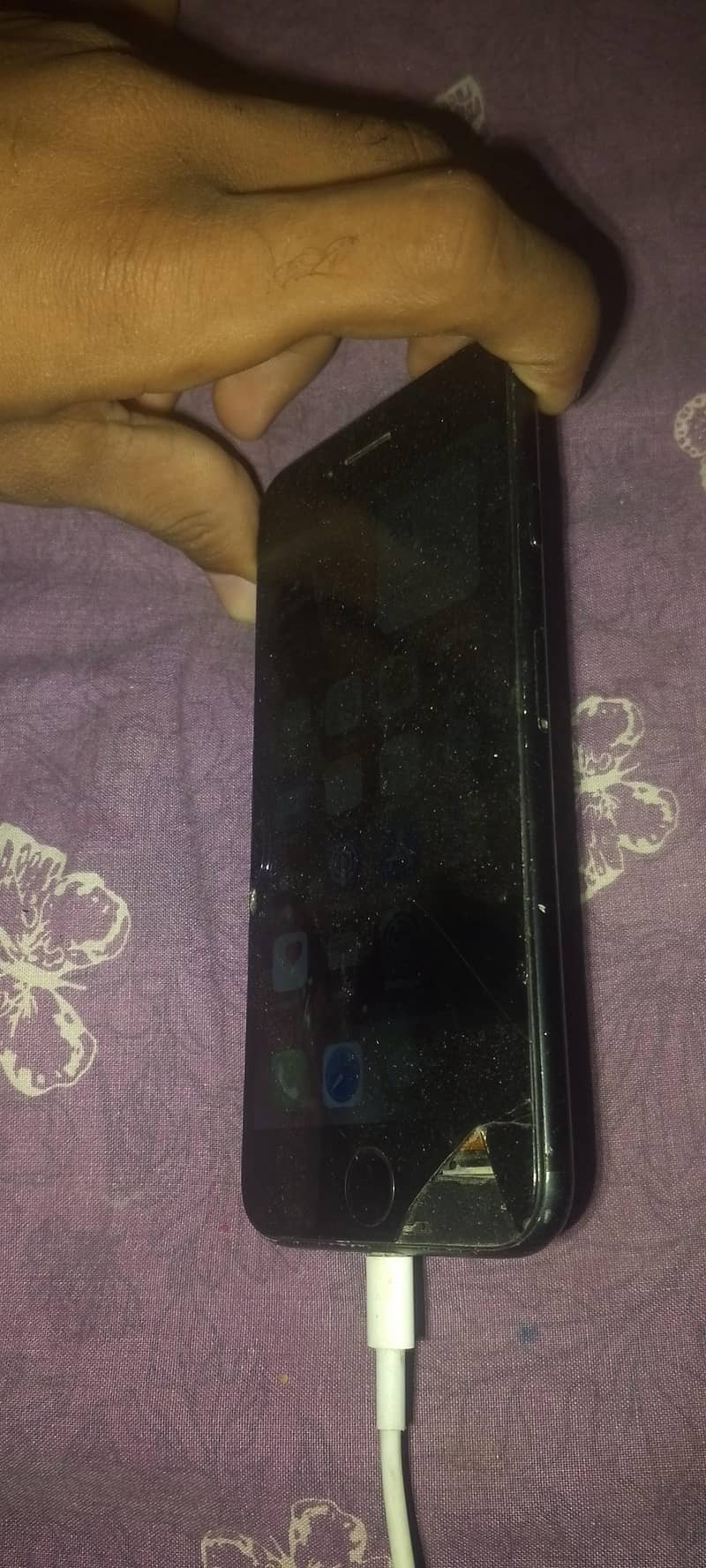 Apple iPhone 7 4