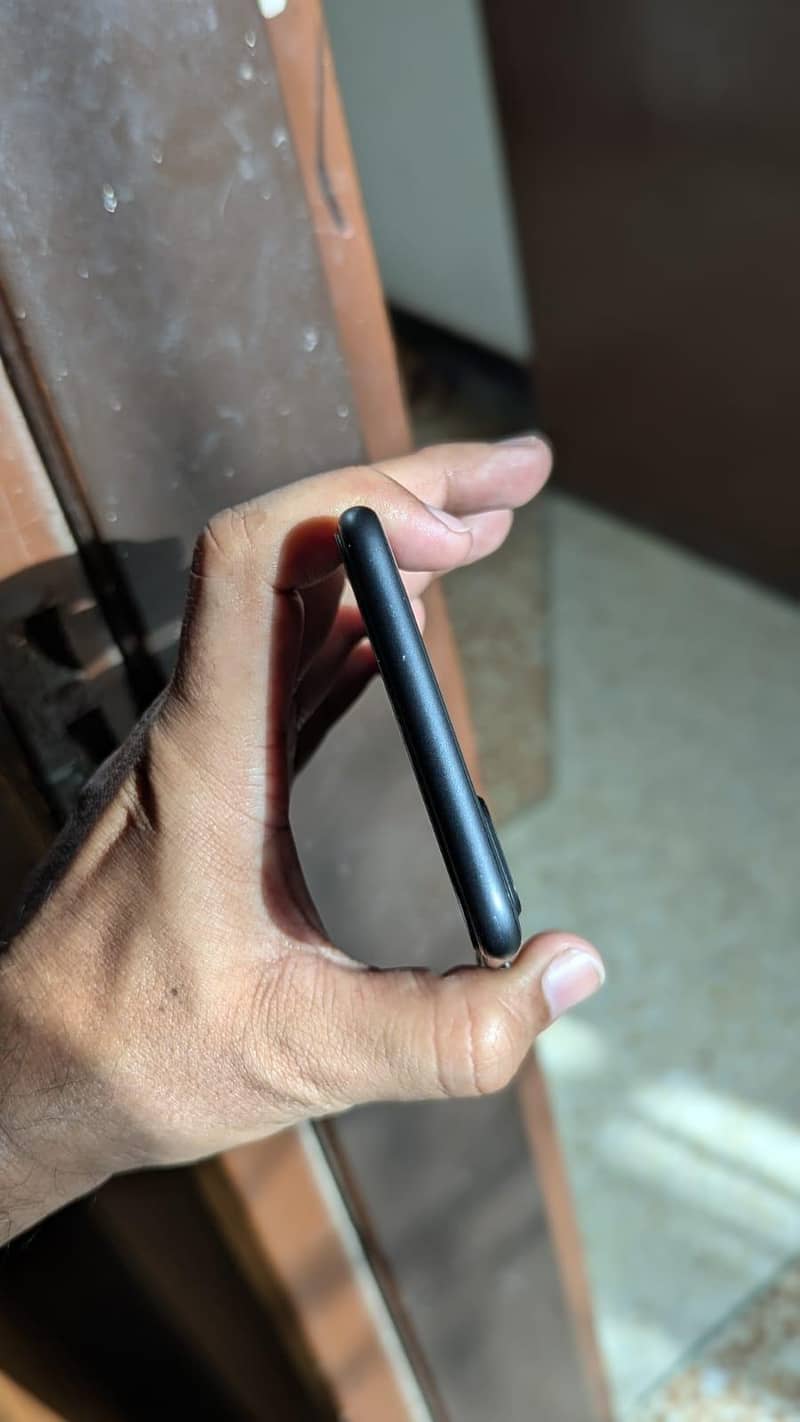 Apple iPhone 8 Plus 2