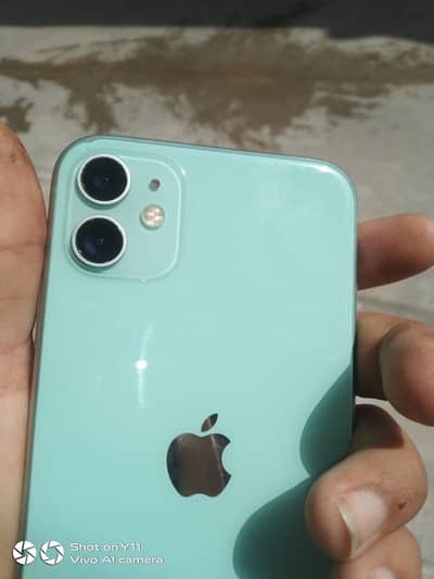 Apple iPhone 11