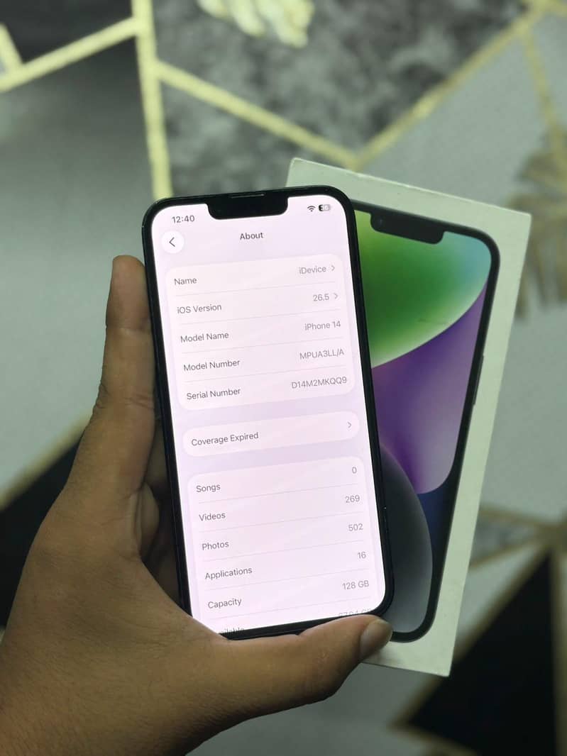 iPhone 14 3