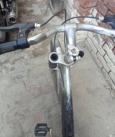 kids cycle condition all ok only rear wheel is expired
