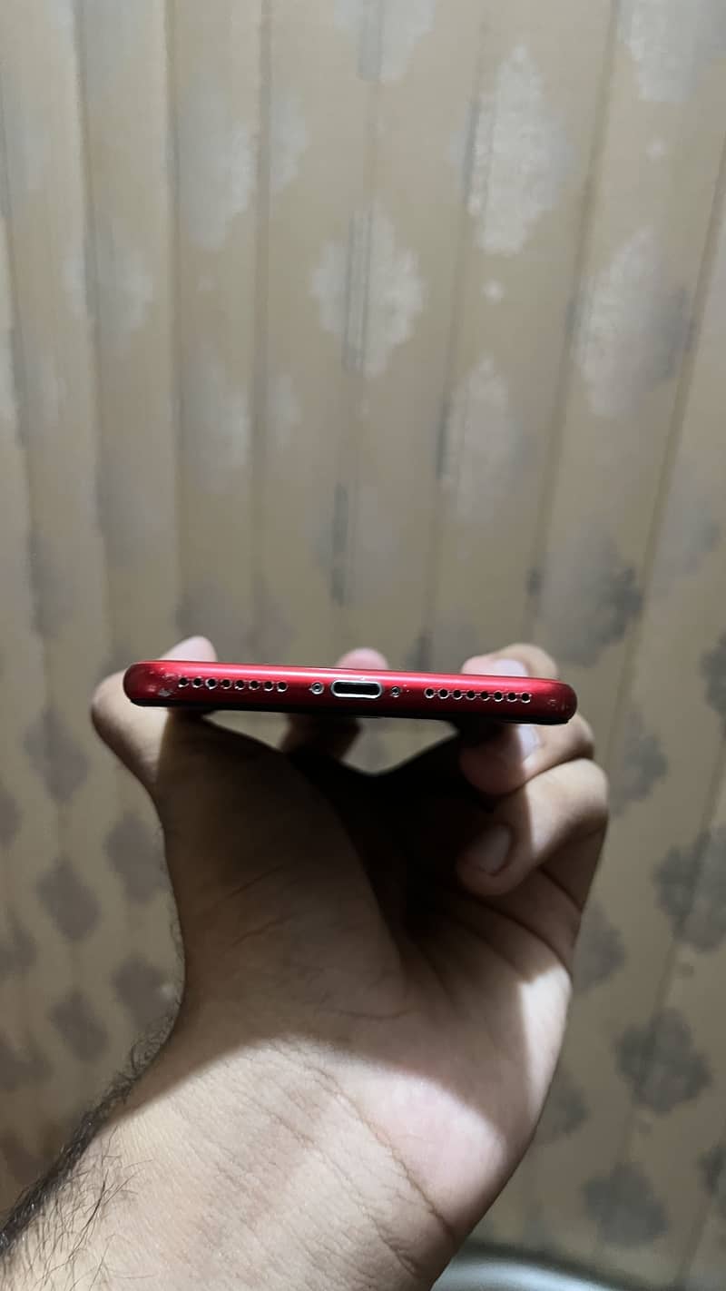 Apple iPhone 8 Plus 3