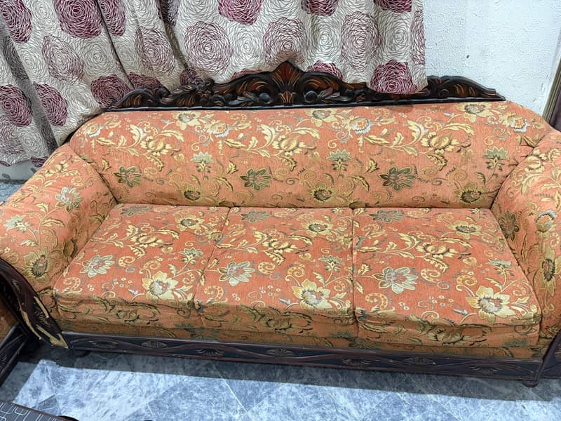Sofa set in good condition 0