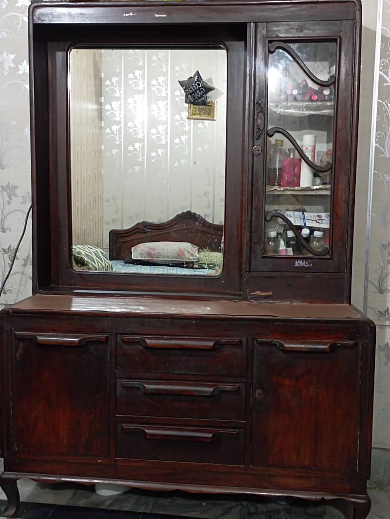 Dressing Table with mirror 1