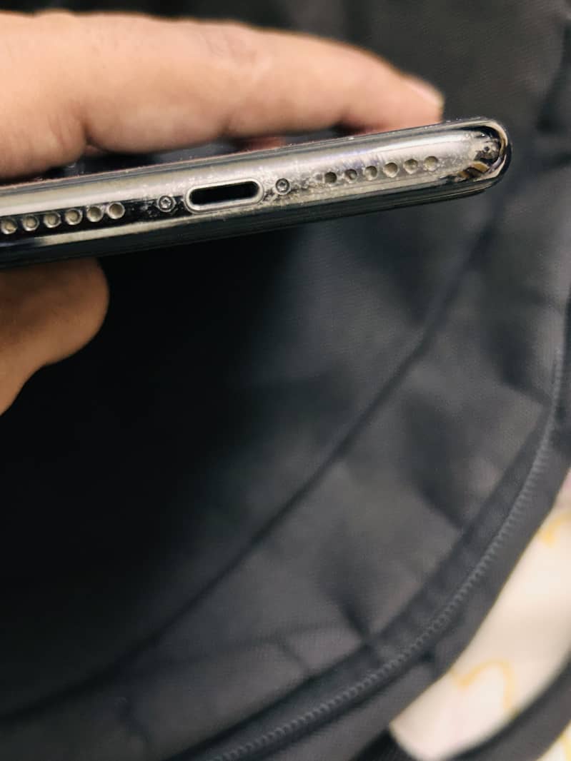 Apple iPhone X 2