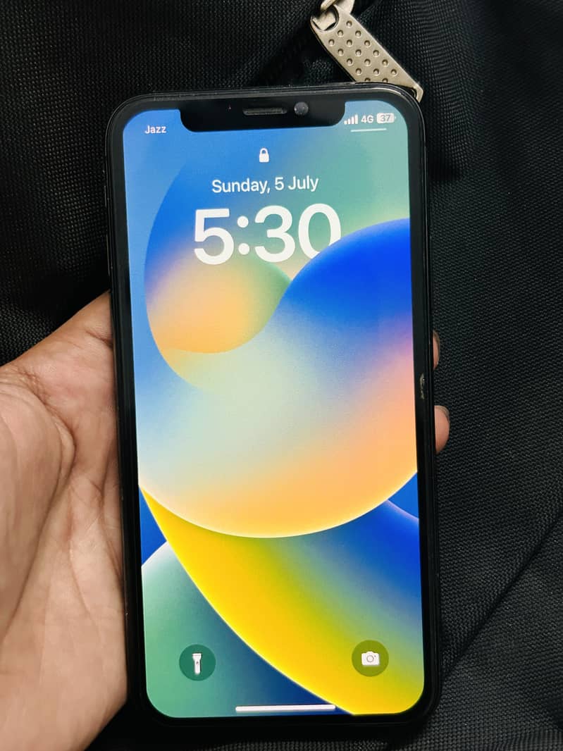 Apple iPhone X 6