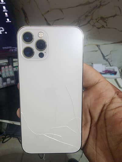iPhone 12 Pro jv 128GB  Back Crack