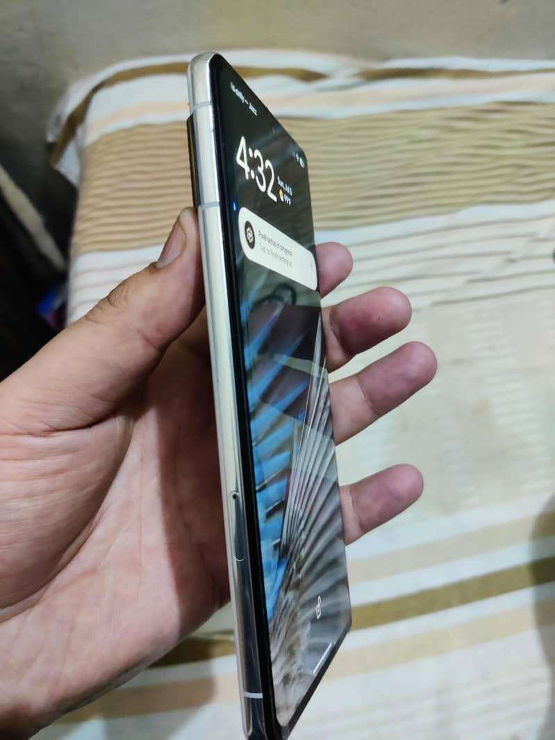 Google Pixel 7 Pro 6