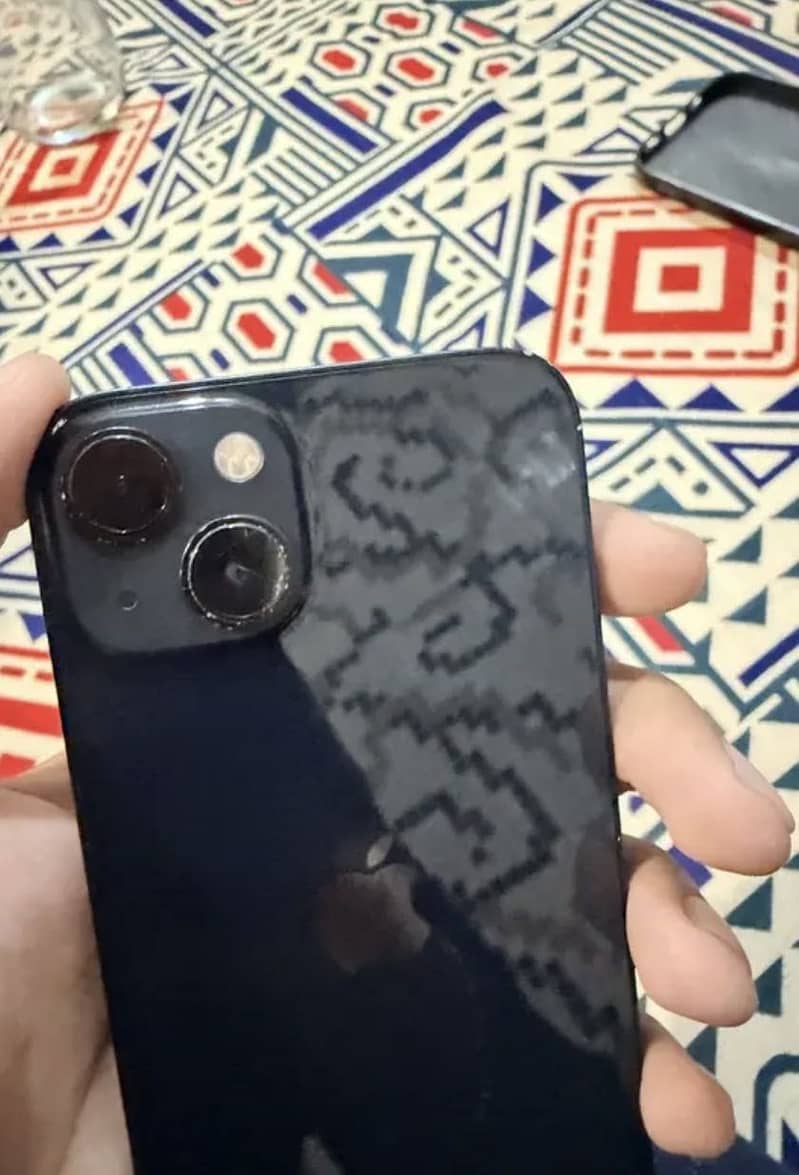 Apple iPhone 13 2