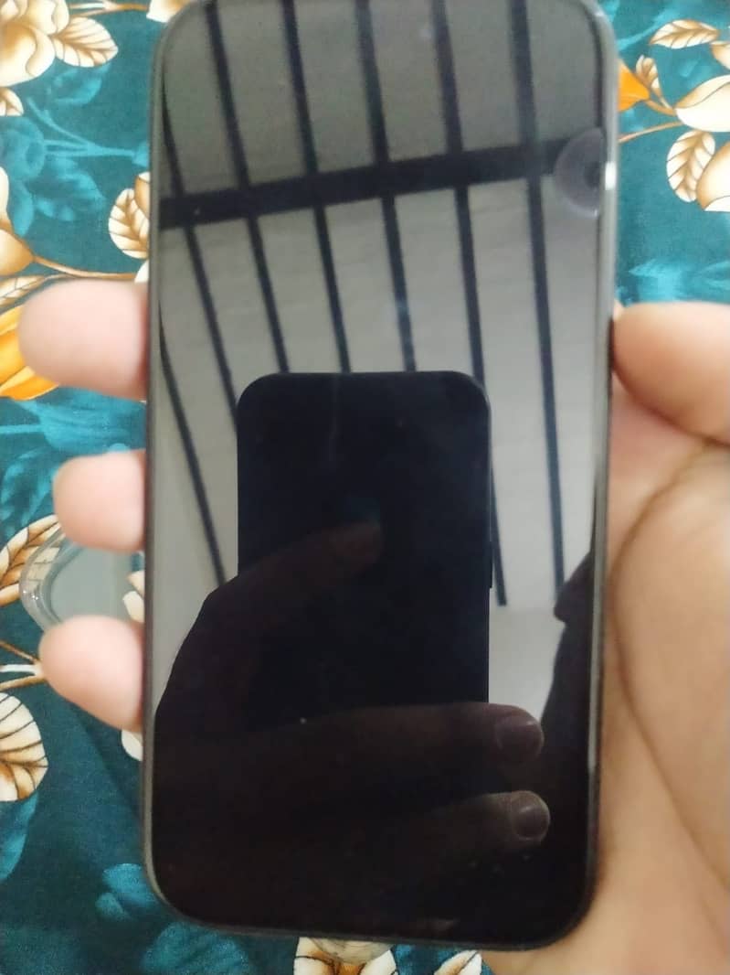 Apple iPhone 15 5