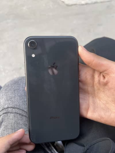 Apple iPhone XR