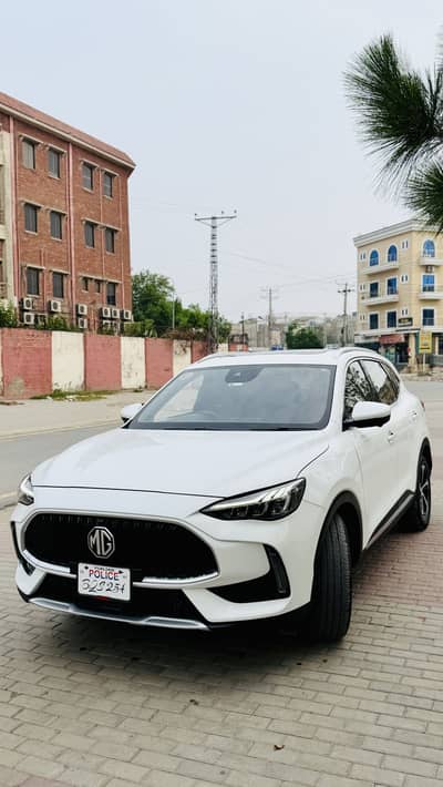 MG HS PHEV 2025