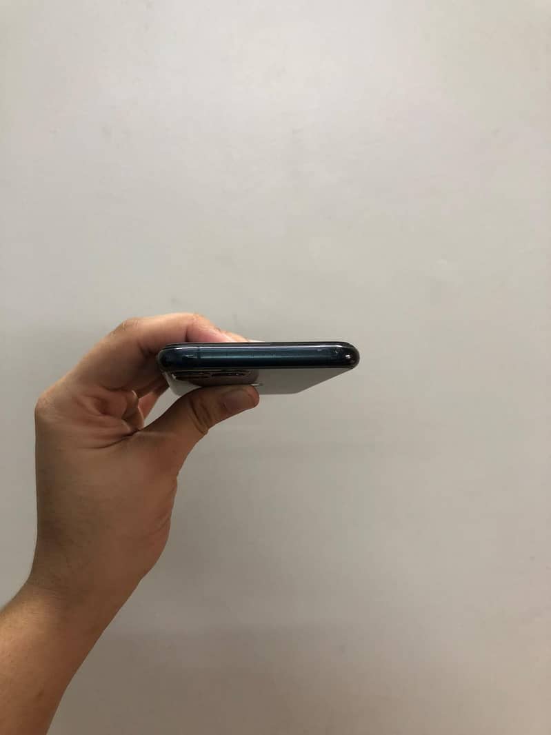 Apple iPhone 11 Pro 5