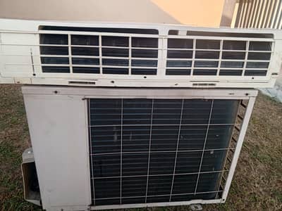 split Ac 1.5 Ton for sale in Islamabad i non inverter